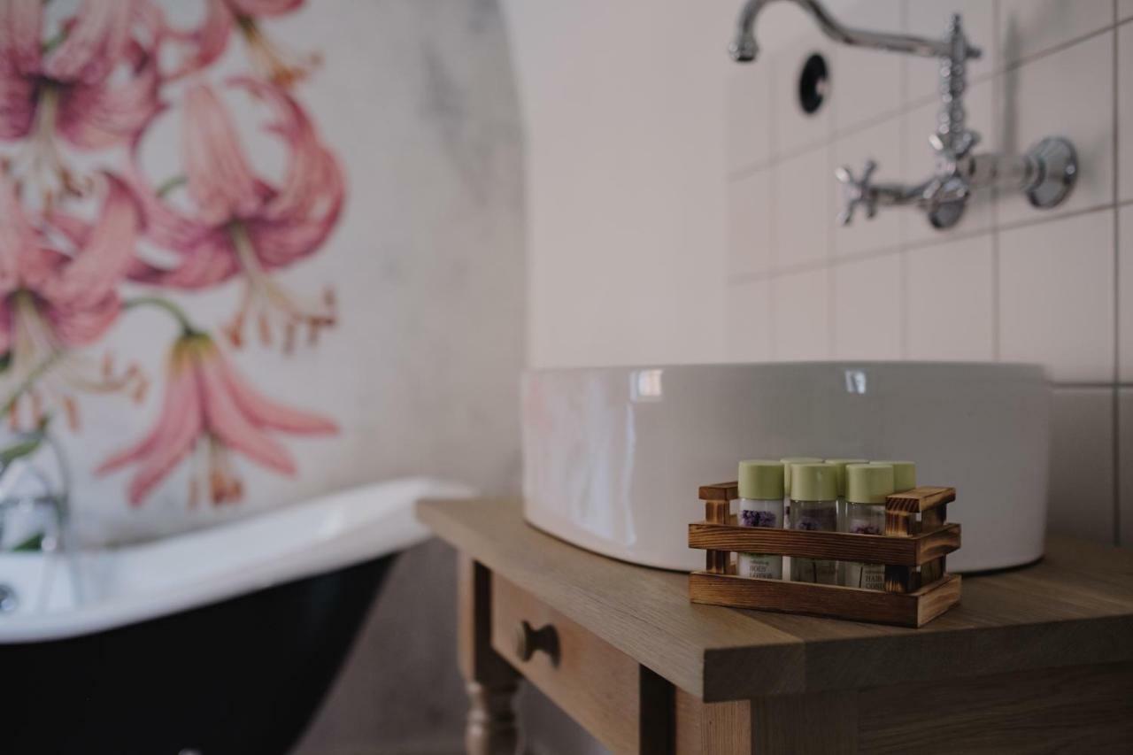 Český Krumlov Monastery Garden Bistro & Rooms المظهر الخارجي الصورة
