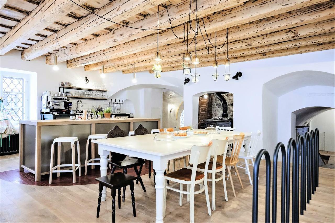 Český Krumlov Monastery Garden Bistro & Rooms المظهر الخارجي الصورة